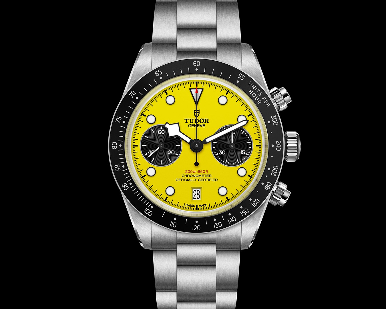 Front on image of the domed yellow dial and Snowflake hands on the Tudor Black Bay Chrono 39 Bumblebee